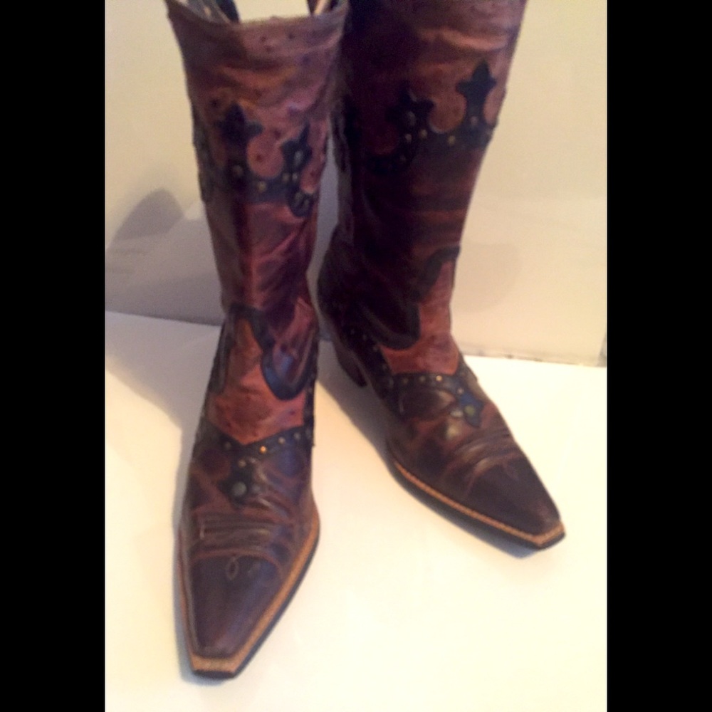 Ariat Women’s Rogue Distressed Faux Ostrich Boots